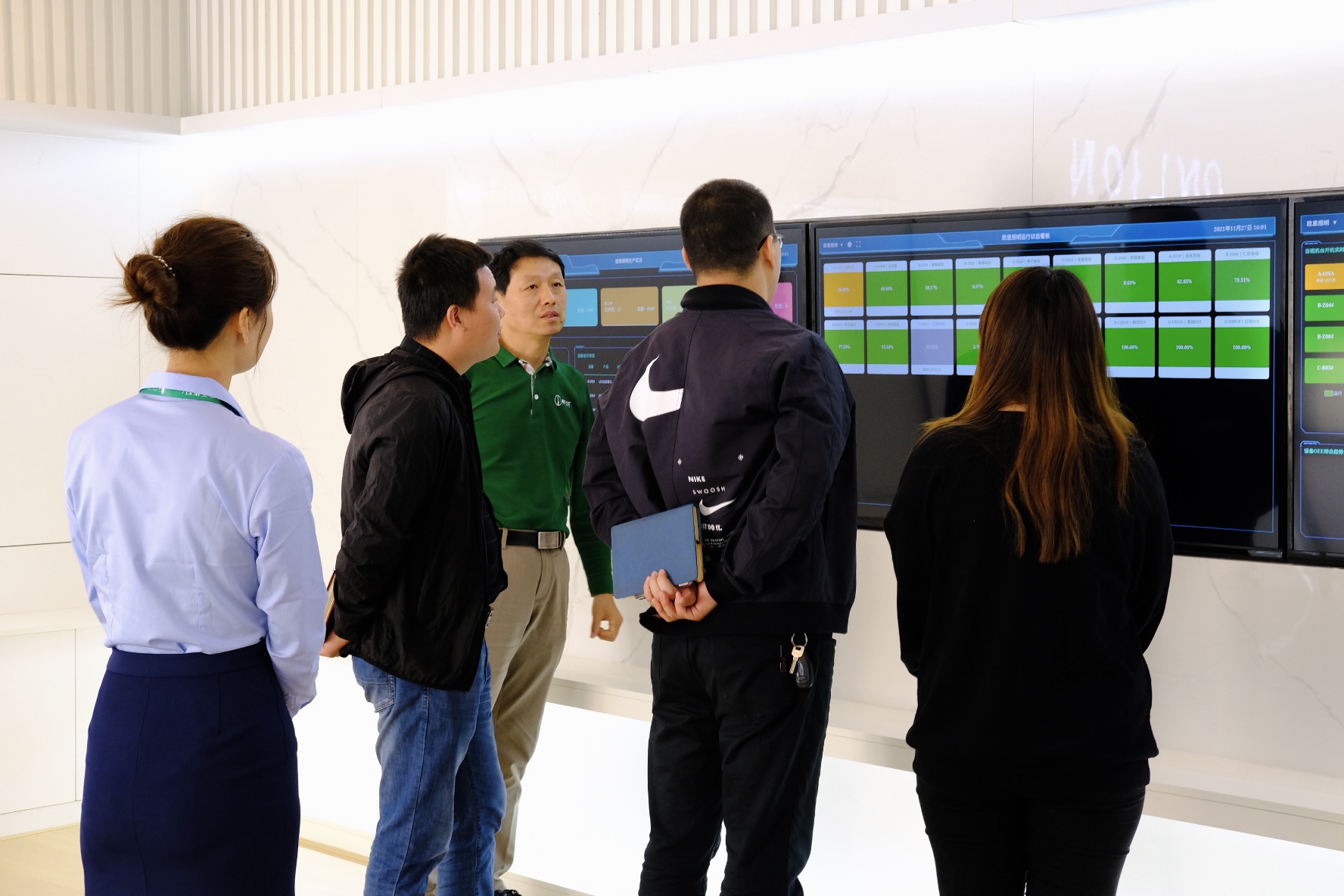 信陽商會參觀樹字工廠樣板工廠 信陽商會參觀樹字工廠樣板工廠