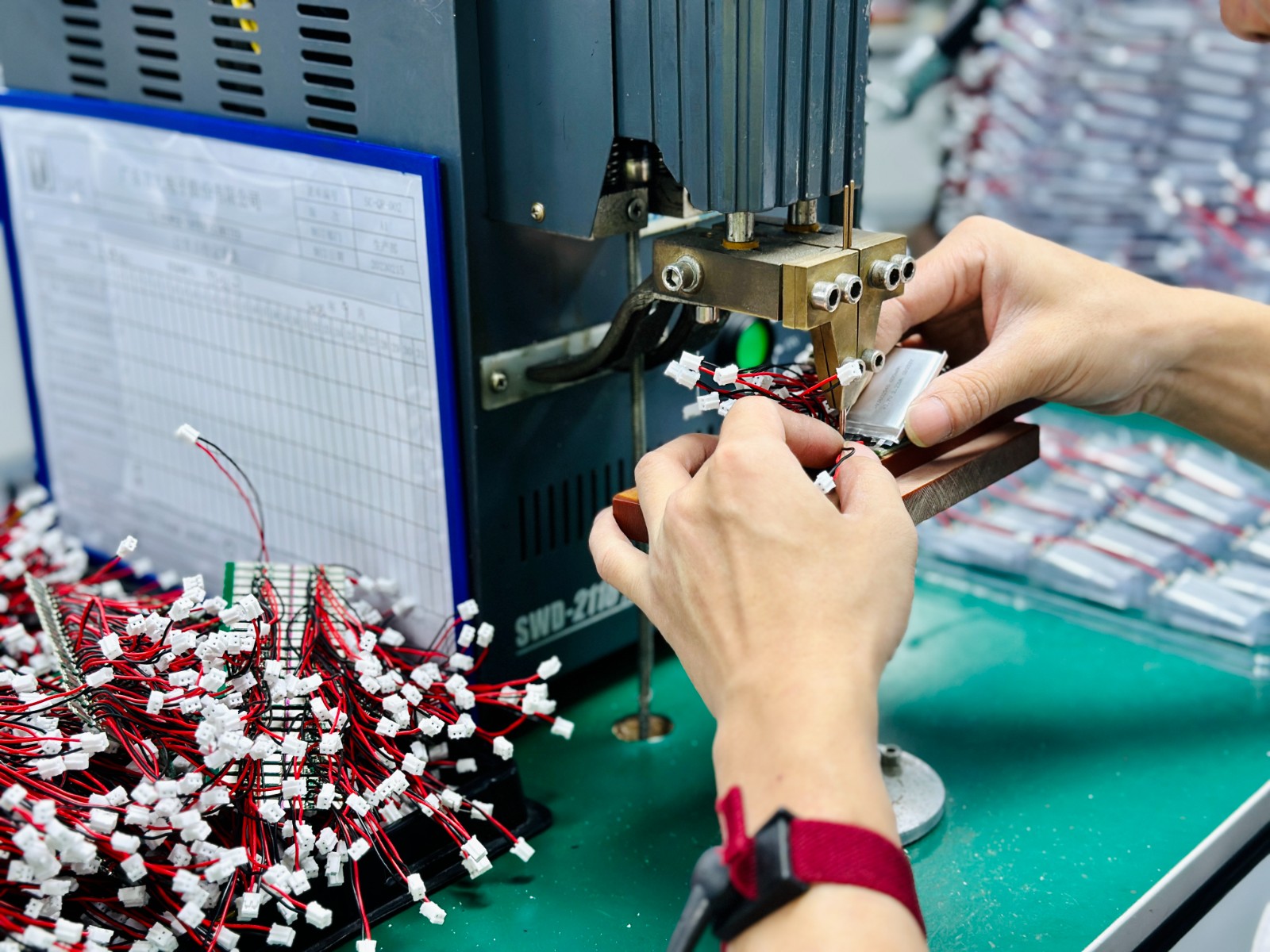 言九電子生產工序細節