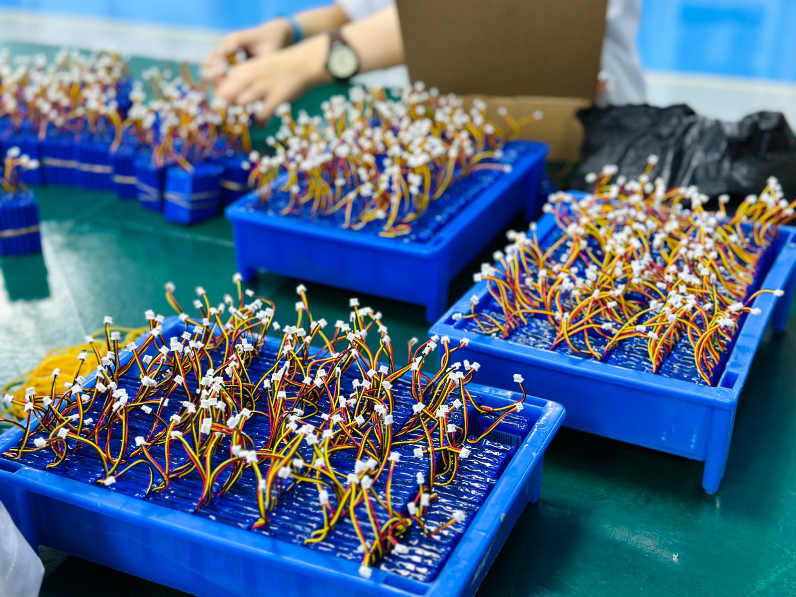 言九電子生產工序細節